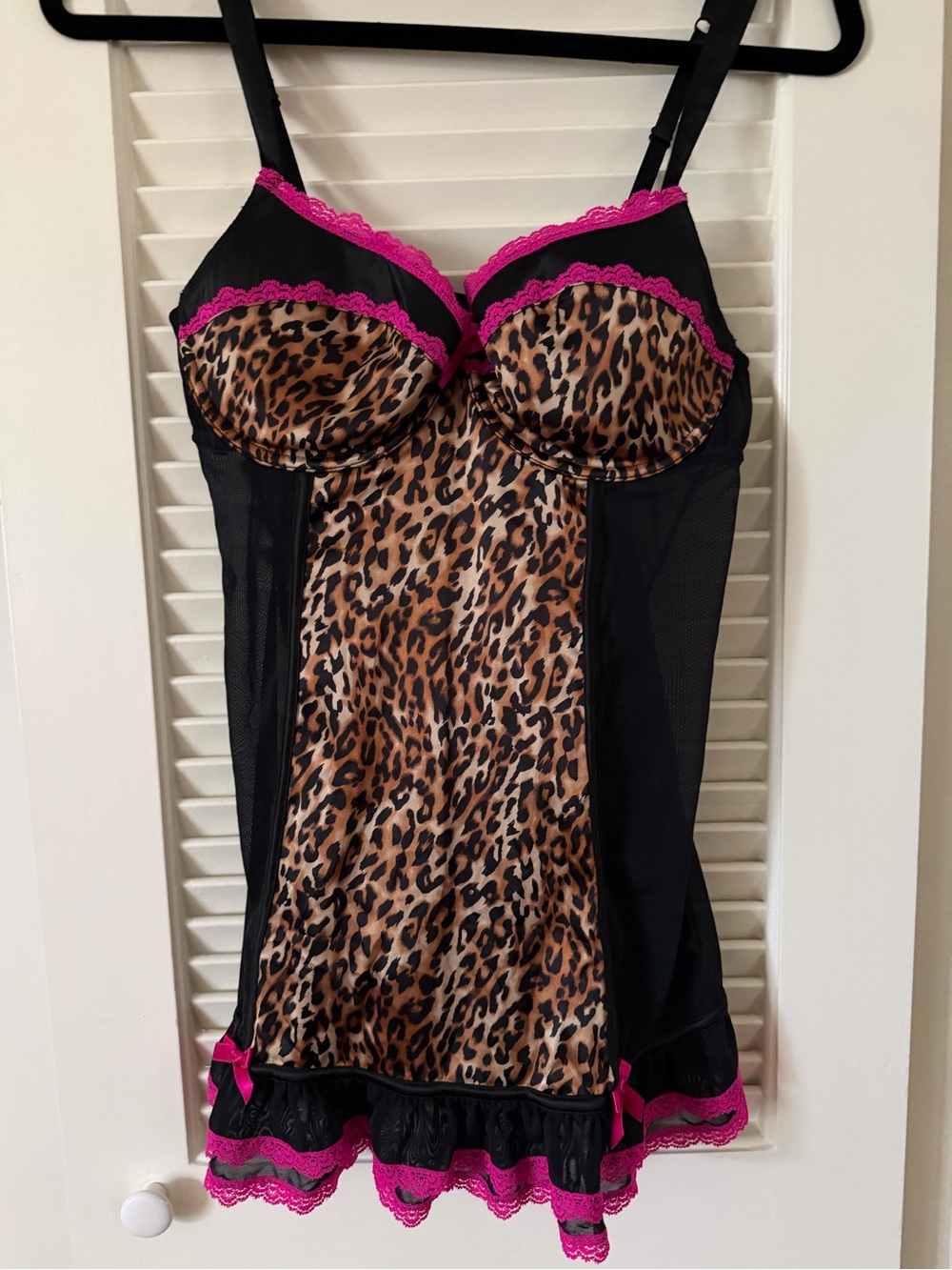 La SENZA Leopard Chemise with Hot Pink Lace Trim